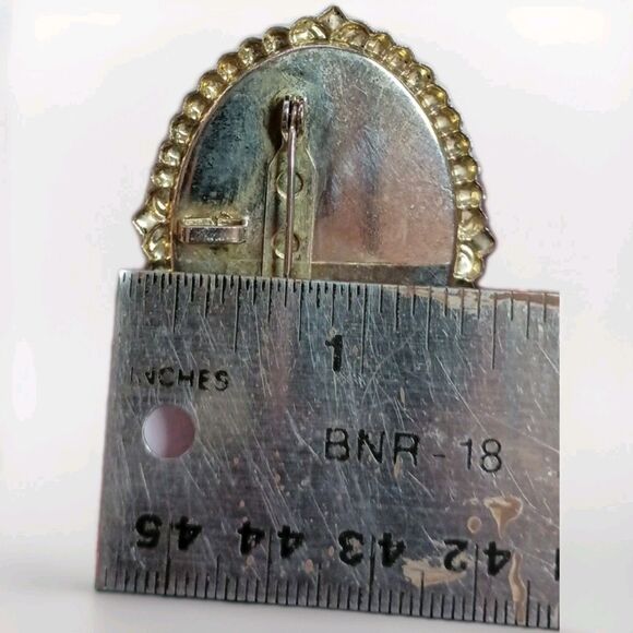 Vintage Cameo Brooch Christmas Candy Cane Pin Pendant Jewelry Holiday Festive - Picture 6 of 6